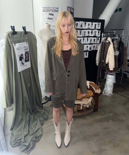 SHAGGIE（シャギー）の「【セットアップ】カットオフミリタリーオーバージャケット（テーラードジャケット・レディース・カーキ/ブラック/グレー・FREE）」の8枚目の写真