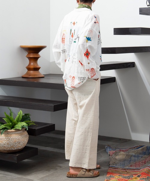 チャイハネ（チャイハネ）の「【チャイハネ】ラジャランMEN'S刺繍シャツ（シャツ/ブラウス・メンズ・ホワイト/ネイビー/イエロー・FREE）」の14枚目の写真