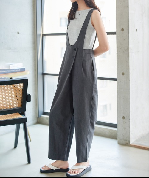 KOBE LETTUCE(コウベレタス)の「深Uラインテーパードサロペット(サロペット/オーバーオール・レディース・チャコール/ブラック・M)」の10枚目の写真