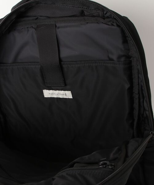 Mackintosh（マッキントッシュ）の「LAPTOP BACKPACK LARGE（バックパック/リュック・レディース・ブラック・ONE SIZE）」の4枚目の写真