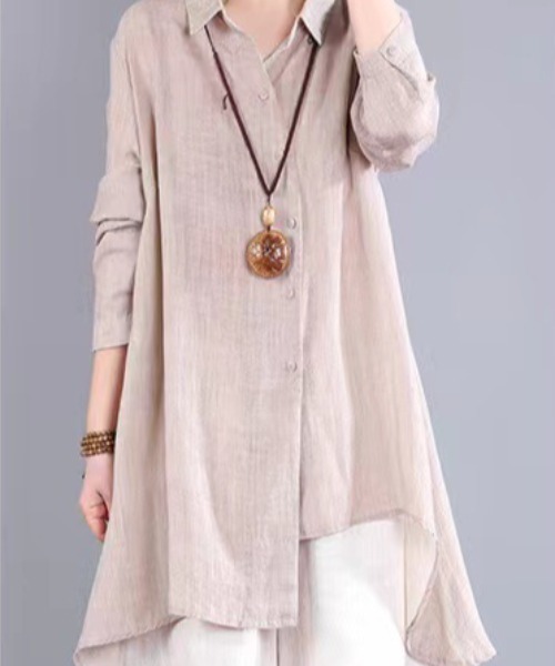 cammie(キャミー)の「イレギュラーヘムフレアシャツ(シャツ/ブラウス・レディース・グレー/レッド/ベージュ・MEDIUM/LARGE)」の10枚目の写真