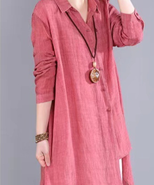 cammie(キャミー)の「イレギュラーヘムフレアシャツ(シャツ/ブラウス・レディース・グレー/レッド/ベージュ・MEDIUM/LARGE)」の12枚目の写真