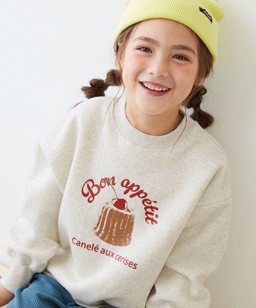 devirock（デビロック）の「デビラボ×【スイーツ】 裏起毛 BIGシルエット プリントトレーナー（スウェット・キッズ・ブラック系1/ベージュ系2/ブルー系3/グリーン系1/ベージュ系1/ブルー系2/ブラック系2/ベージュ系3/ピンク系1/ピンク系2/ブルー系1/ライラック系1・90cm/100cm/110cm/120cm/130cm/140cm）」の4枚目の写真