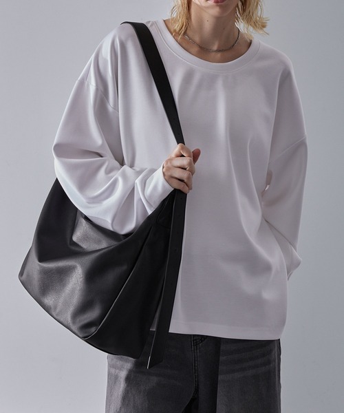 Loose/ルース(ルース)の「ビッグショルダーバッグ/A4収納可能(ショルダーバッグ・メンズ・チャコールアッシュ/ブラック・FREE)」の5枚目の写真