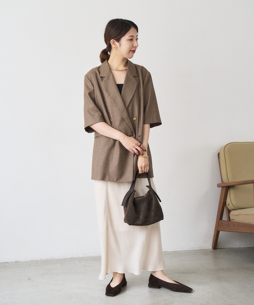 LE TALON（ルタロン）の「スクエアスタッズバブーシュ（その他シューズ・レディース・ブラウン/マスタード/ブラック系その他・24cm/23.5cm/23cm/22.5cm/22cm/25.5cm/25cm/24.5cm）」の16枚目の写真