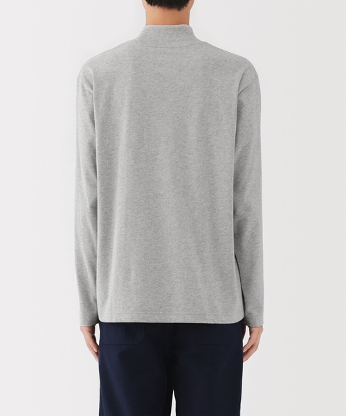 無印良品(ムジルシリョウヒン)の「紳士 起毛ハイネック長袖Tシャツ(Tシャツ/カットソー・メンズ・ブラック/グレー/チャコールグレー/ネイビー/バーガンディー/ホワイト・S/M/L/XL/XS/XXL)」の21枚目の写真