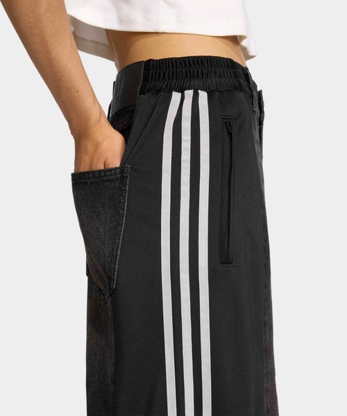 adidas×CLUBHAUS Collection テーパードパンツ adidas（アディダス）の「クラブハウス トラックワイド