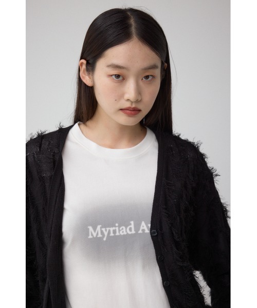 AZUL by moussy(アズールバイマウジー)の「ランダムフリンジニットカーディガン(カーディガン/ボレロ・レディース・ブラック/ブラウン/グレイッシュベージュ・FREE)」の5枚目の写真