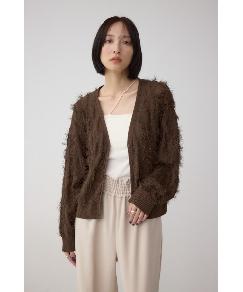 AZUL by moussy(アズールバイマウジー)の「ランダムフリンジニットカーディガン(カーディガン/ボレロ・レディース・ブラック/ブラウン/グレイッシュベージュ・FREE)」の17枚目の写真