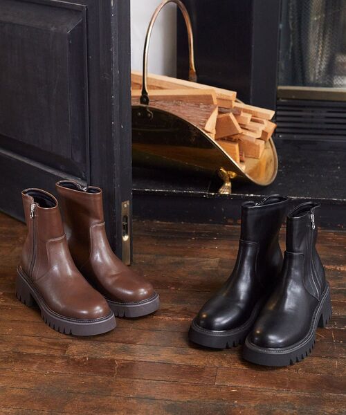 ORiental TRaffic(オリエンタルトラフィック)の「ORiental TRaffic サイドジップブーツ(ブーツ・レディース・ブラウン/ブラック・S/M/L/LL)」の3枚目の写真