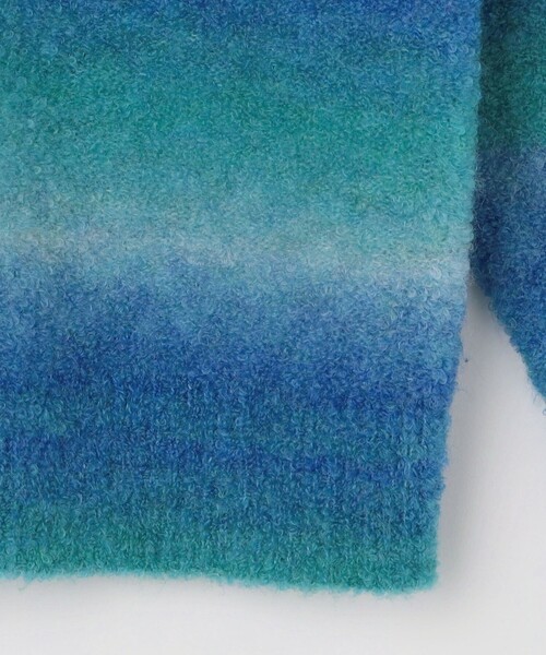 City Ambient Products（シティアンビエントプロダクツ）の「City Ambient Products: 〈手洗い可能〉グラデーション オンブレ ボーダー クルーネック ニット（ニット/セーター・メンズ・ブルー/ブラック/レッド・SMALL/MEDIUM/LARGE）」の10枚目の写真