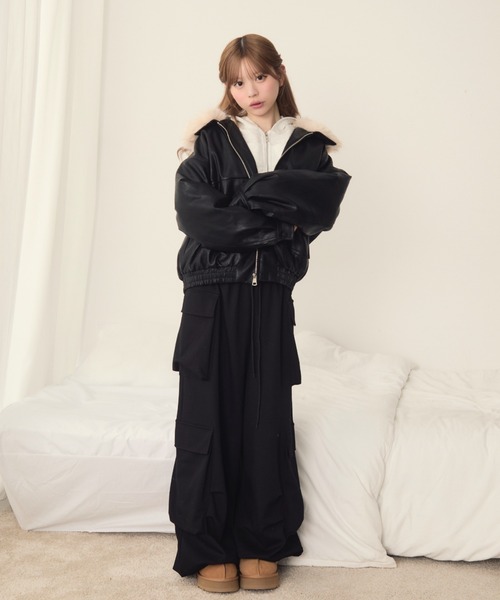 TITTY&CO.（ティティーアンドコー）の「襟元ファーレザーブルゾン（ブルゾン・レディース・ブラウン/アイボリー/ブラック・FREE）」の6枚目の写真