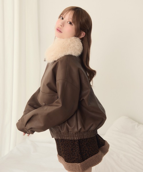 TITTY&CO.（ティティーアンドコー）の「襟元ファーレザーブルゾン（ブルゾン・レディース・ブラウン/アイボリー/ブラック・FREE）」の15枚目の写真