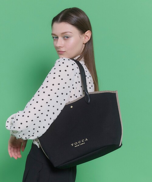 TOCCA(トッカ)の「ET JOUR CANVASTOTE キャンバストートバッグ(トートバッグ・レディース・アイボリー系/ブラック系・F)」の17枚目の写真