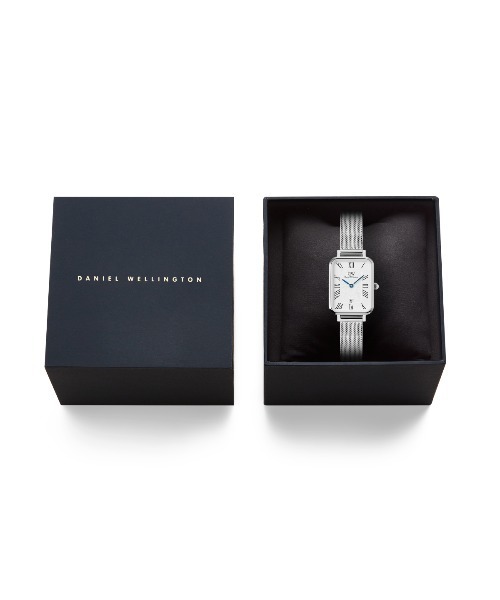 Daniel Wellington(ダニエルウェリントン)の「Roman Quadro 20x26 Numerals Date Melrose レーディス腕時計 ローズゴールド/シルバ(アナログ腕時計・レディース・ピンクゴールド・ONESIZE)」の5枚目の写真