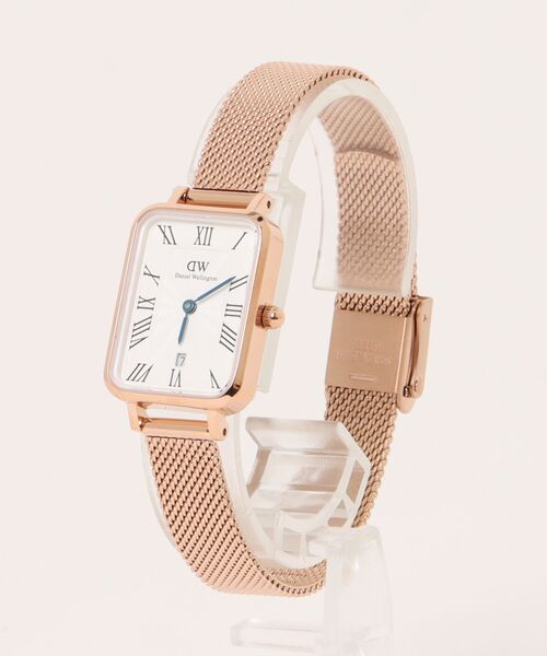 Daniel Wellington(ダニエルウェリントン)の「Roman Quadro 20x26 Numerals Date Melrose レーディス腕時計 ローズゴールド/シルバ(アナログ腕時計・レディース・ピンクゴールド・ONESIZE)」の4枚目の写真