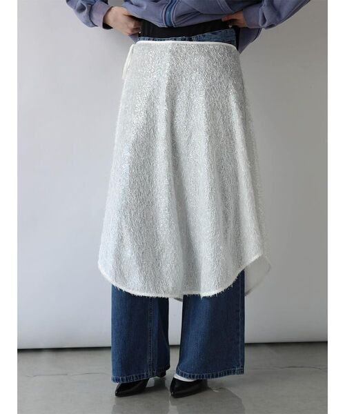 :ETHROF(イーサオブ)の「SEQUINS FRINGE WRAP SKIRT(スカート・レディース・ライトブルー/ブラック/オフホワイト・MEDIUM)」の12枚目の写真