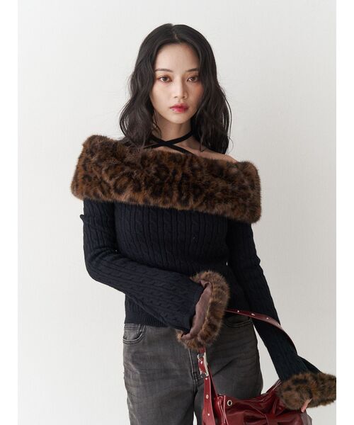 jouetie(ジュエティ)の「ファードッキングオフショルニット(ニット/セーター・レディース・オフホワイト/グレー/ブラック・MEDIUM)」の6枚目の写真