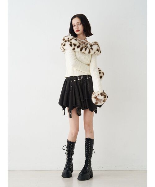 jouetie(ジュエティ)の「ファードッキングオフショルニット(ニット/セーター・レディース・オフホワイト/グレー/ブラック・MEDIUM)」の15枚目の写真