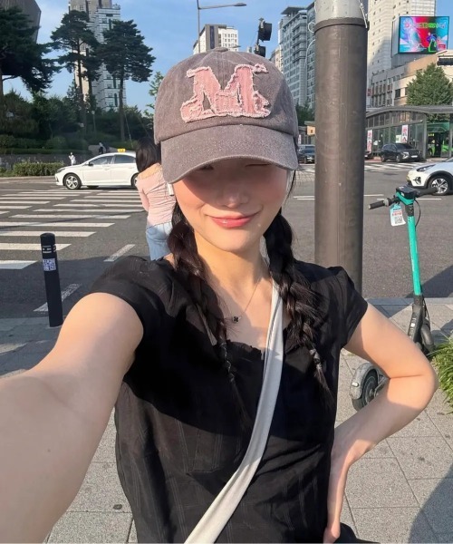 MUCENT(ムセント)の「◇MUCENT◇ブランド直輸入正規品/MUCENT ヴィンテージウォッシングアップリケボールキャップ MUCENT VINTAGE WASHING APPLIQUE BALL CAP(キャップ・レディース・ベージュ/ブラック系その他2/カーキ/グレー/アッシュグレー/ブラック系その他/ピンク/ホワイト/レッド/ネイビー/ブラック系その他3/ブラウン系その他・FREE)」の16枚目の写真