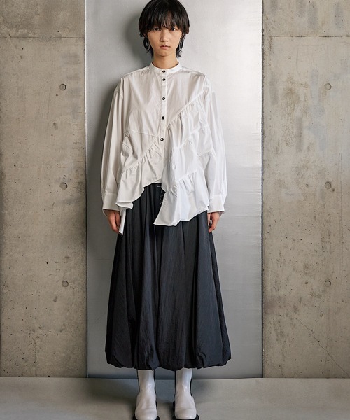 RUMCHE(ラムシェ)の「Stitch Balloon Skirt / ステッチバルーンスカート(スカート・レディース・ホワイト/ブラック・FREE)」の6枚目の写真