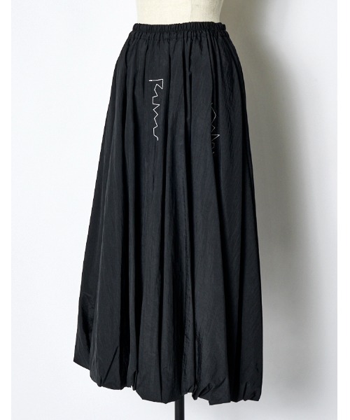 RUMCHE(ラムシェ)の「Stitch Balloon Skirt / ステッチバルーンスカート(スカート・レディース・ホワイト/ブラック・FREE)」の17枚目の写真