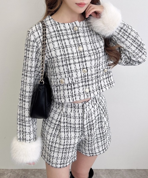 INGNI(イング)の「袖口エコファーツイードジャケット(セットアップ対応)(ノーカラージャケット・レディース・ホワイト系その他7/ブラック系その他7・M)」の6枚目の写真