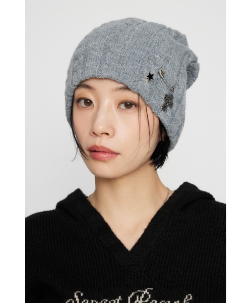 ラグアジェム　ニット帽　ニットキャップ BROOCH POINT KNIT キャップ（ニットキャップ/ビーニー）｜LAGUA GEM