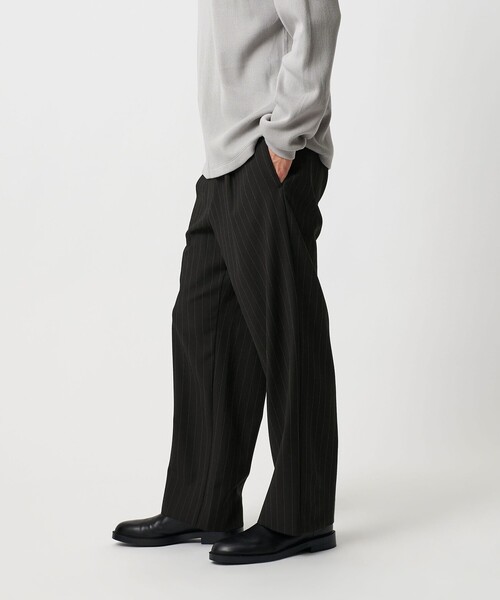 BEAUTY&YOUTH UNITED ARROWS(ビューティーアンドユースユナイテッドアローズ)の「ダブル TR 1プリーツ イージーパンツ NO.7 ストレッチ(スラックス・メンズ・その他1/ブラック/モカ・XL/M/L/S)」の1枚目の写真