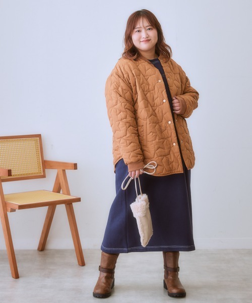 SMILE LAND（スマイルランド）の「＜大きいサイズ＞星柄キルティングアウター（ダウンジャケット/コート・レディース・キャメル/ブラック/カーキ・L/LL/3L/4L/5L）」の11枚目の写真