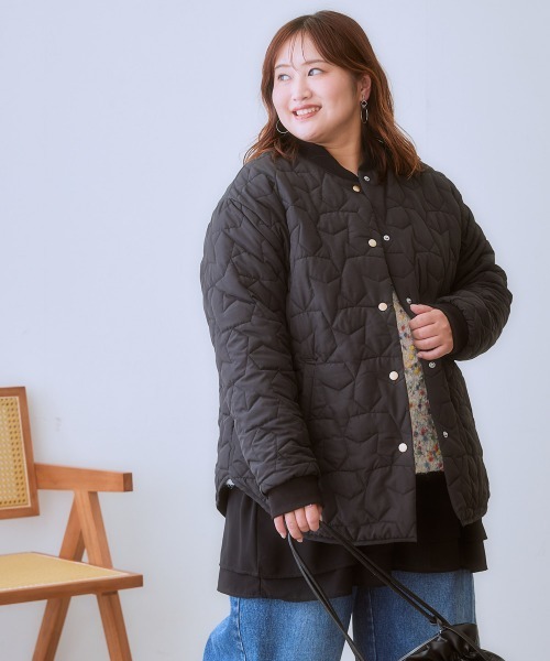 SMILE LAND（スマイルランド）の「＜大きいサイズ＞星柄キルティングアウター（ダウンジャケット/コート・レディース・キャメル/ブラック/カーキ・L/LL/3L/4L/5L）」の16枚目の写真