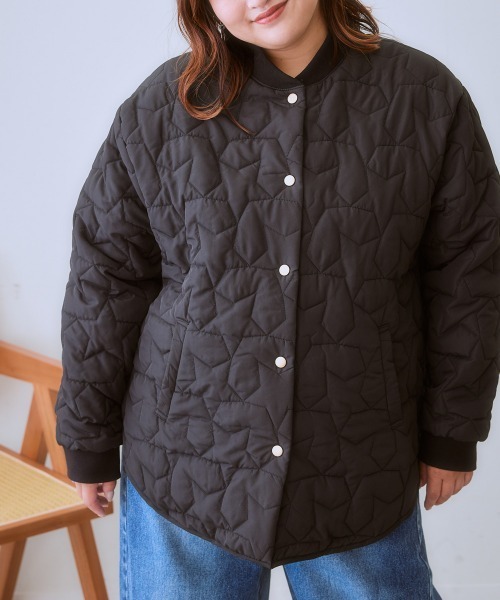 SMILE LAND（スマイルランド）の「＜大きいサイズ＞星柄キルティングアウター（ダウンジャケット/コート・レディース・キャメル/ブラック/カーキ・L/LL/3L/4L/5L）」の20枚目の写真