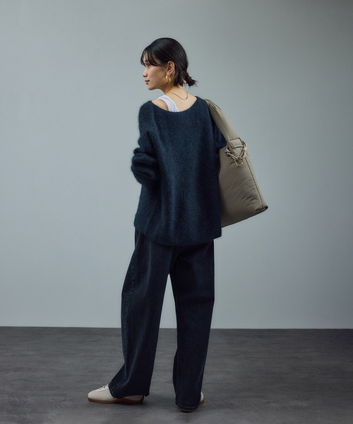 SALON adam et rope'（サロン アダム エ ロペ）の「【WEB限定】軽量パフナイロンワンハンドルトート / A4対応（トートバッグ・レディース・ブラック/ベージュ系その他・FREE）」の14枚目の写真