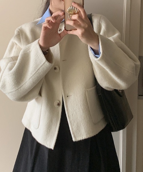 FREE STYLISTS(フリー スタイリスト)の「YUGA_YGMC Wool-like collarless short coat(ノーカラーコート・レディース・ライトグレー/オフホワイト・FREE)」の18枚目の写真