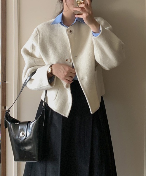 FREE STYLISTS(フリー スタイリスト)の「YUGA_YGMC Wool-like collarless short coat(ノーカラーコート・レディース・ライトグレー/オフホワイト・FREE)」の11枚目の写真
