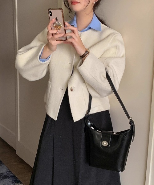 FREE STYLISTS(フリー スタイリスト)の「YUGA_YGMC Wool-like collarless short coat(ノーカラーコート・レディース・ライトグレー/オフホワイト・FREE)」の19枚目の写真