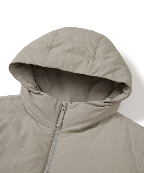 Snow Peak(スノーピーク)の「Snow Peak / Land Hood LW Down Jacket ランドフード LW ダウンジャケット(ダウンジャケット/コート・メンズ・ダークカーキ/ライトグレー/ブラック・M/L/XL/2XL)」の11枚目の写真