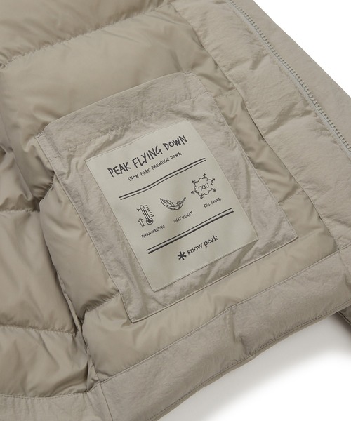 Snow Peak(スノーピーク)の「Snow Peak / Land Hood LW Down Jacket ランドフード LW ダウンジャケット(ダウンジャケット/コート・メンズ・ダークカーキ/ライトグレー/ブラック・M/L/XL/2XL)」の18枚目の写真