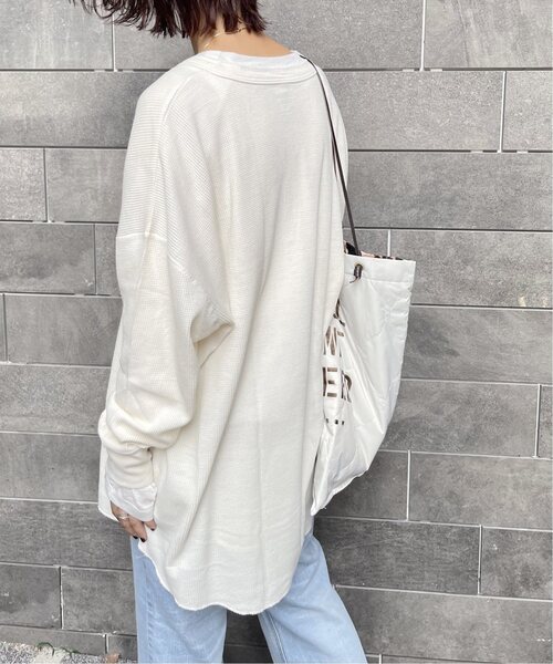 Spick & Span（スピックアンドスパン）の「Hanes / ヘインズ サーマルヘンリーネック（Tシャツ/カットソー・レディース・ホワイト/ネイビー・FREE）」の21枚目の写真