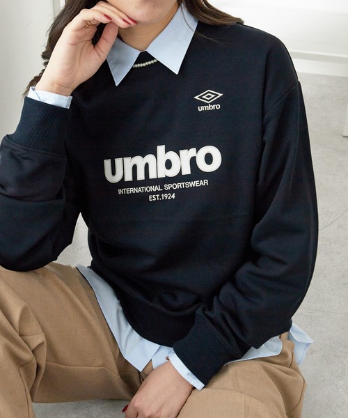 UMBRO(アンブロ)の「UMBRO・alotta別注/裏毛ゆるスウェット(スウェット・レディース・ネイビー/オートミール・M/L/LL/3L)」の2枚目の写真