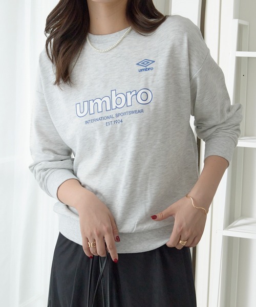 UMBRO(アンブロ)の「UMBRO・alotta別注/裏毛ゆるスウェット(スウェット・レディース・ネイビー/オートミール・M/L/LL/3L)」の11枚目の写真