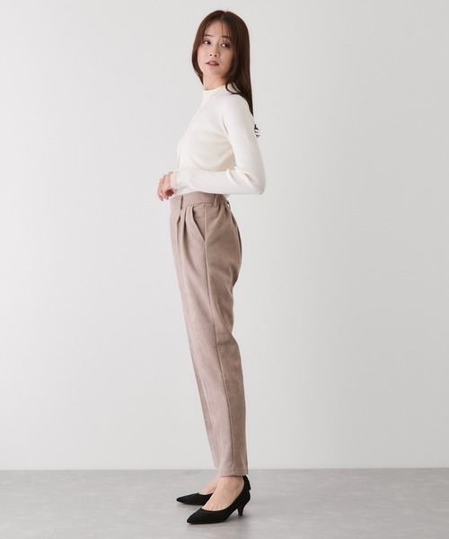 Jayro(ジャイロ)の「スウェードポンチテーパードパンツ(その他パンツ・レディース・オフホワイト/スミクロ/ブラウン系その他3・M)」の19枚目の写真