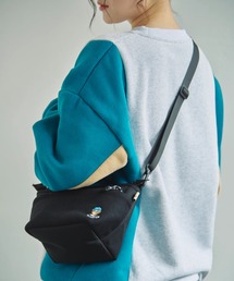 DUCKSTER/ダックスター　舟形ミニショルダー