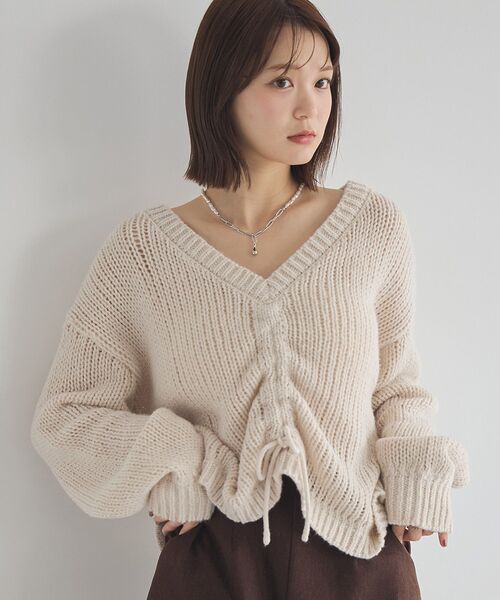 earth music&ecology（アースミュージックアンドエコロジー）の「パールMIXY字ネックレス（ネックレス・レディース・ゴールド/シルバー・FREE）」の6枚目の写真