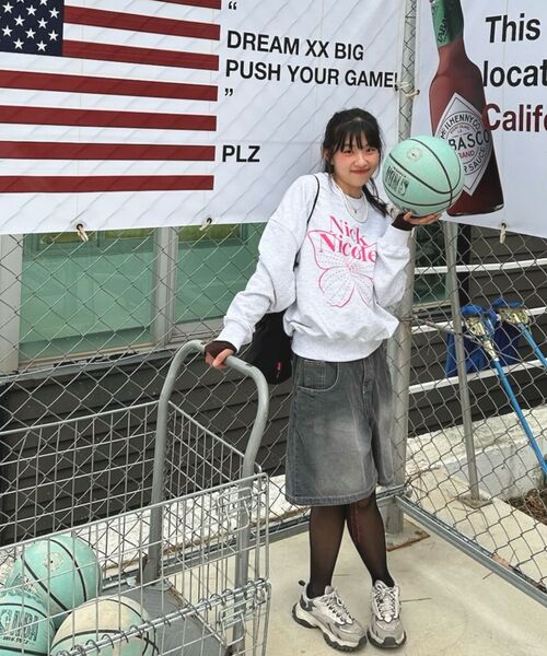 NICK&NICOLE(ニックアンドニコール)の「BUTTERFLY SIGNATURE SWEATSHIRT_MELANGE PINK(スウェット・レディース・その他・FREE)」の4枚目の写真
