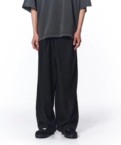 Jieda（ジエダ）の「【Jieda/ジエダ】OVER RAP SLACKS（スラックス・メンズ・ブラック/グレー・1/2）」の2枚目の写真