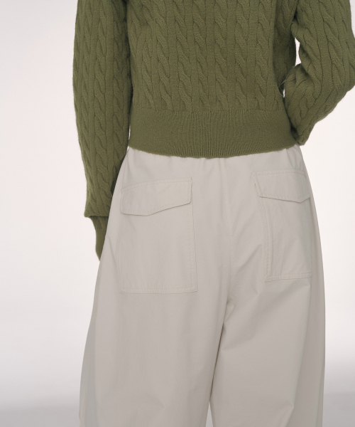 MUSINSA STANDARD WOMAN（ムシンサスタンダードウーマン）の「ウィメンズ薄起毛ナイロンパラシュートパンツ[クリーム]（スウェットパンツ・レディース・その他・30/24/26/28）」の6枚目の写真