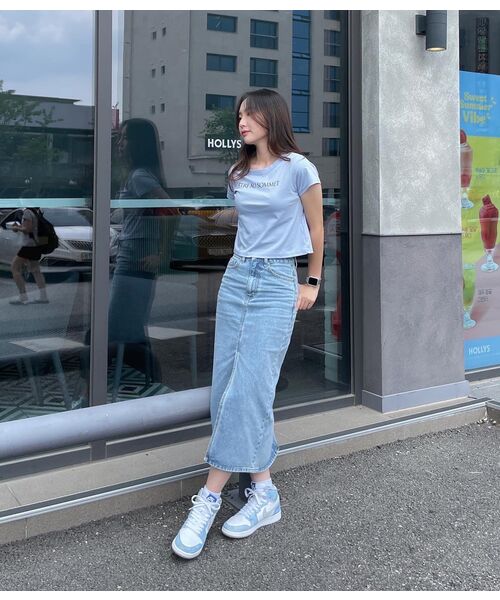 MUSINSA STANDARD WOMAN(ムシンサスタンダードウーマン)の「ウーマンズフロントスリットデニムロングスカート【ライトインディゴ】(スカート・レディース・その他・SMALL/MEDIUM/LARGE/X-SMALL)」の13枚目の写真