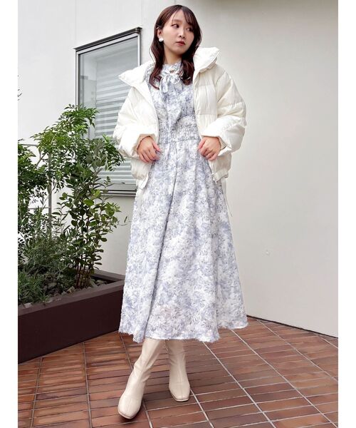 dazzlin（ダズリン）の「ヘアリーフラワーシフォンワンピース