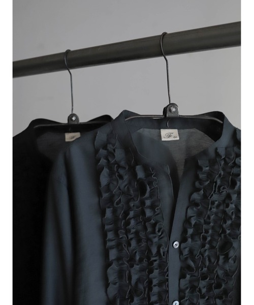 FIL DE FER（フィルデフェール）の「レーヨンシャンタン　ショートフリルシャツ（シャツ/ブラウス・レディース・グレー/ブラック・FREE）」の6枚目の写真